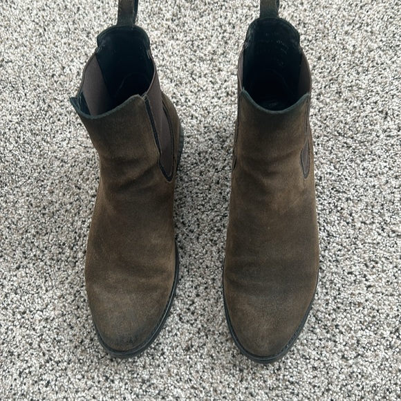 Thursday Boot Co Duchess Women’s Chelsea Boots - Picture 2 of 7